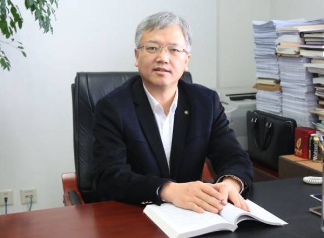 亥时春入户,猪岁喜盈门 ▏海安市商务局冯局长给您拜年啦!