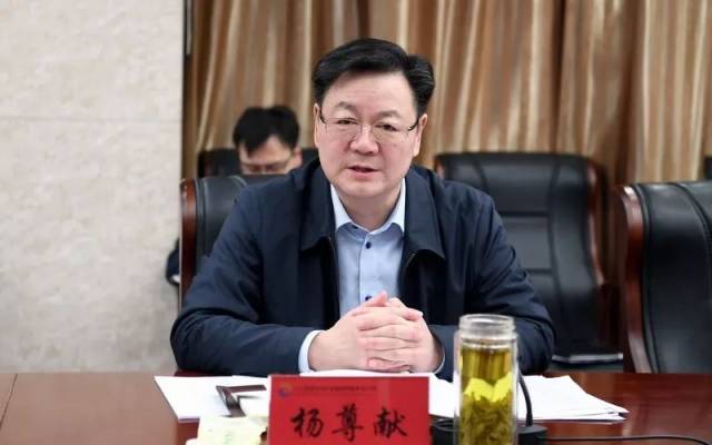 师刘中胜,副总经理张延伟,副总经理夏竞出席会议并就有关工作提出意见