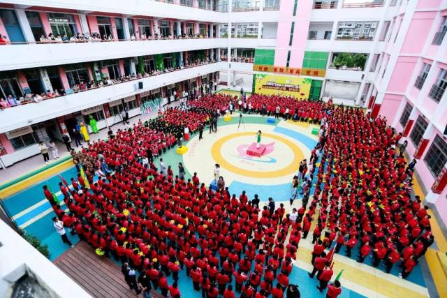 团圆中国年|厦门市火炬学校给您拜年啦