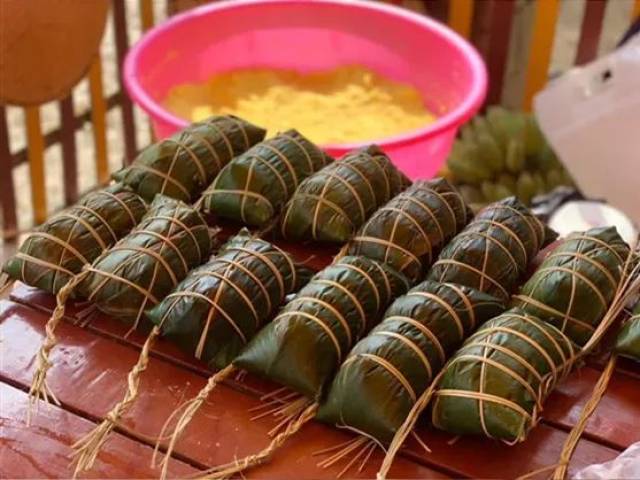 宁明年味|过年家家都包粽子,你家是这样包的吗?_手机搜狐网