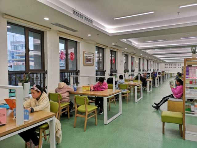 开封大学图书馆图片图片