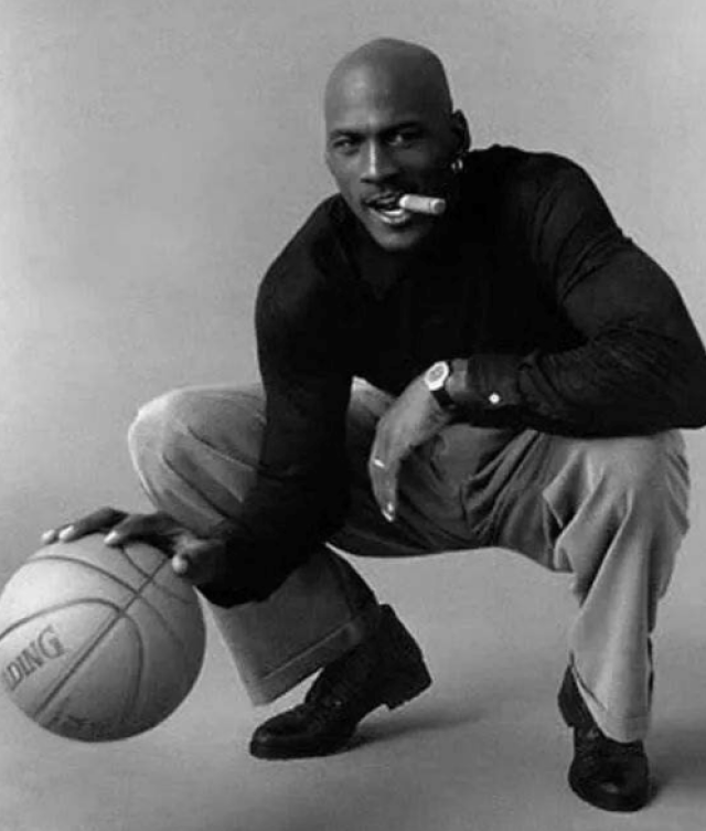 原创nba最奇葩5大受伤事件!乔丹抽雪茄险切断手 第1冰敷致生涯报销