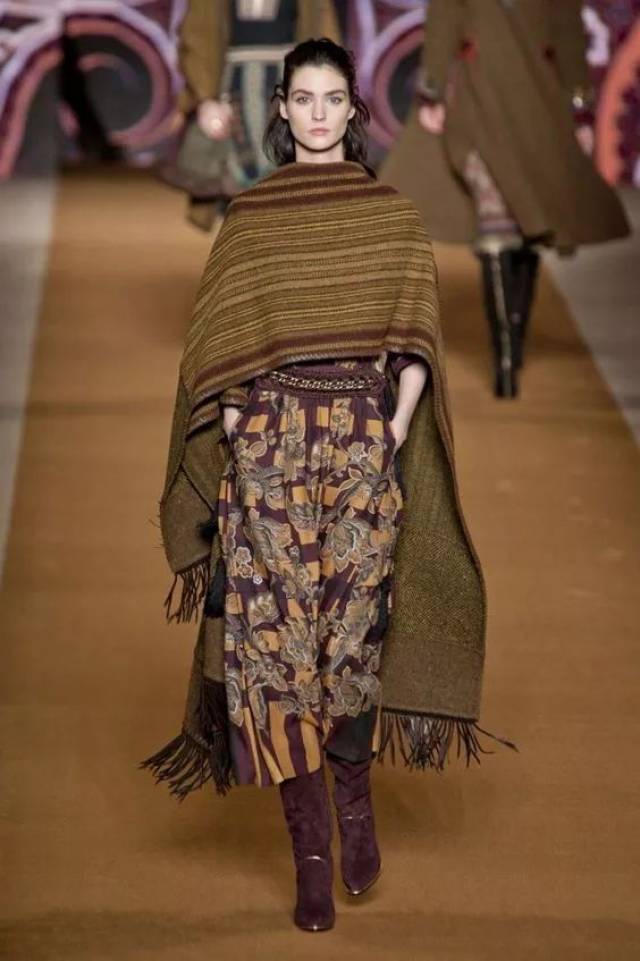 针织设计点 | 披挂式