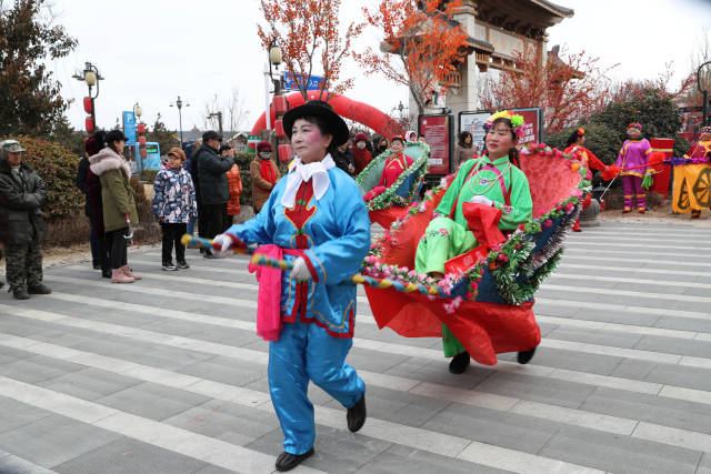 山东蓬莱:秧歌民俗拜大年