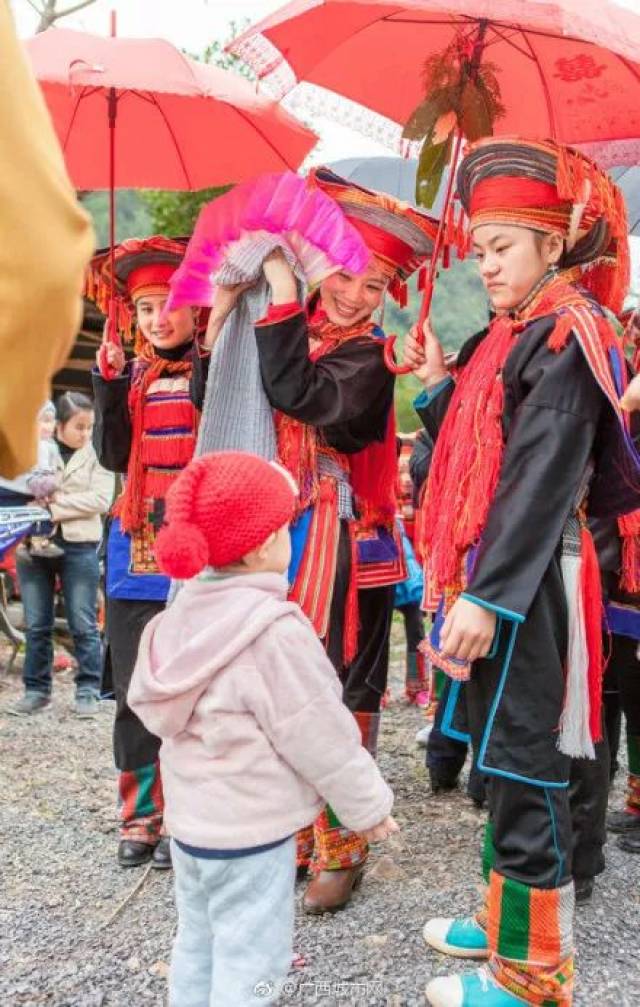 美丽而神秘,春节期间桂平市紫荆瑶族的传统婚礼