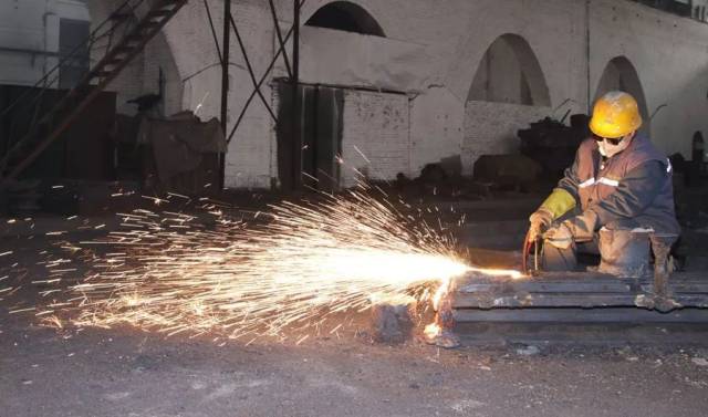 四到位,这是今天最美的劳动场景