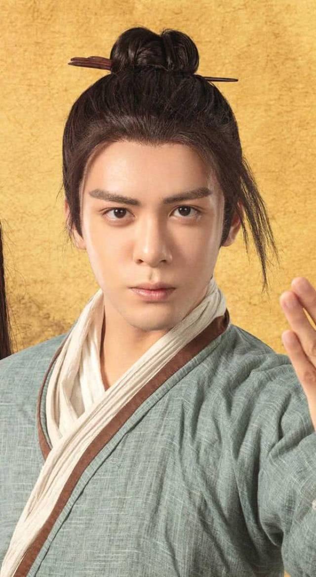 《新倚天屠龙记》主演海报曝光,网友:无忌选灭绝师太吧!