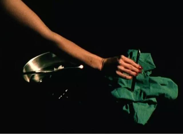 比《下水道的美人鱼》更恶心,影评人拒绝评论