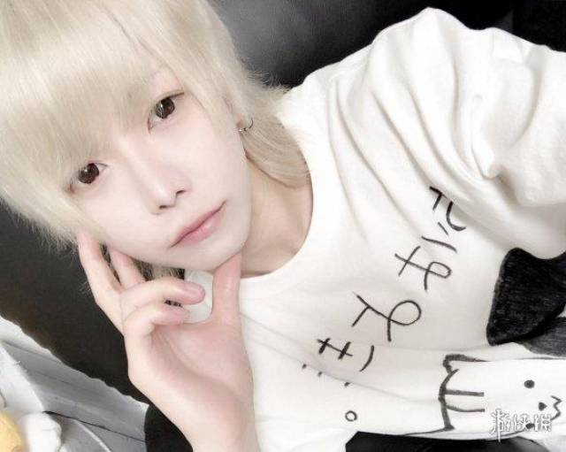 中性美感男女通吃!日本网红小哥哥女装形象美照