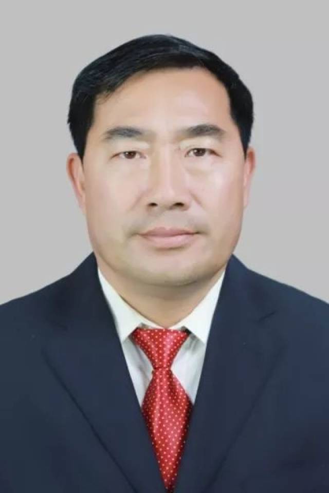 怒江8名州管干部任前公示公告