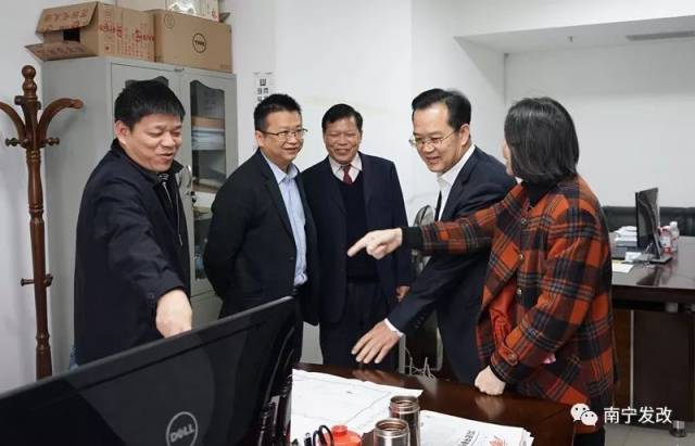 南宁市发展改革委领导班子开展春节后走访拜年活动
