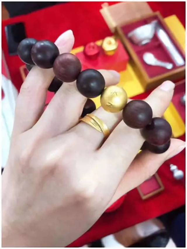 手机炒贵金属(手机炒贵金属犯法吗)