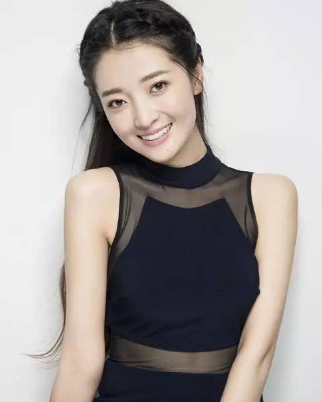北电院长娶小24岁女学生曾是班花颜值极高