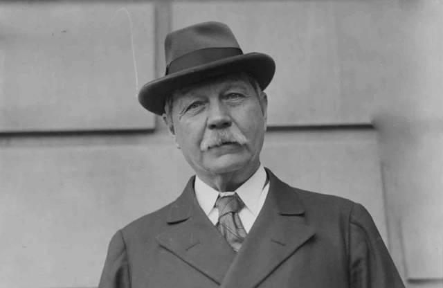 阿瑟·柯南·道尔(arthur conan doyle,1859~1930)其中除了我们熟知的