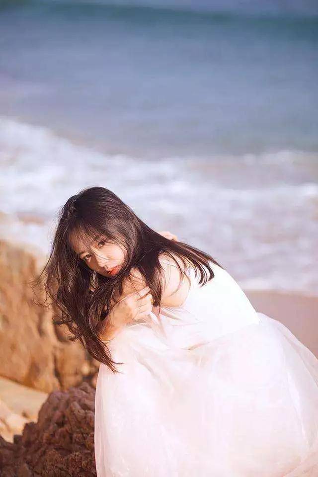 12星座很感性动不动就掉眼泪的星座女生