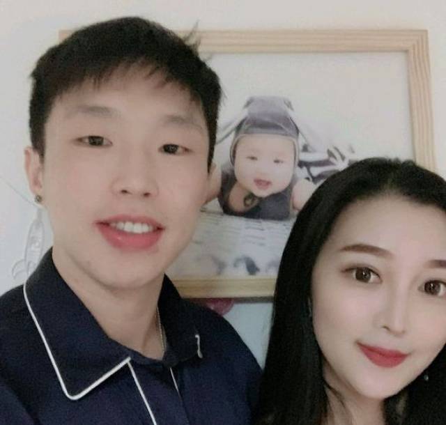 情人节德云社众人搞怪烧饼媳妇儿王九龙妹妹成为瞩目的焦点