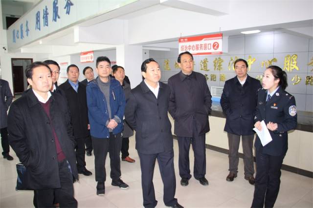 市委常委,县委书记卢林,县委常委,县政法委书记,县公安局局长李旭等