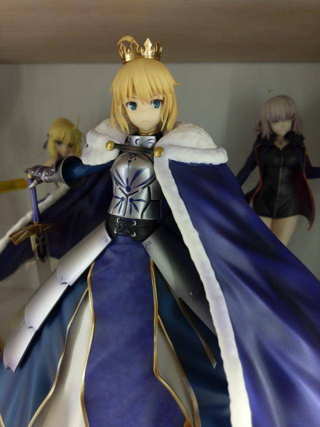 簡單分享 aniplex 棉被王 與freeing 1/4 saber