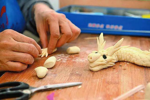 延安黄陵:面花代有传承人