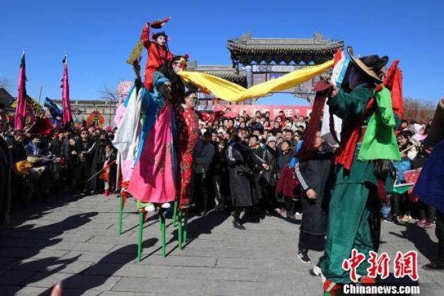 作为第二批国家级非物质文化遗产名录的胜芳花会,也已成为京津冀游客