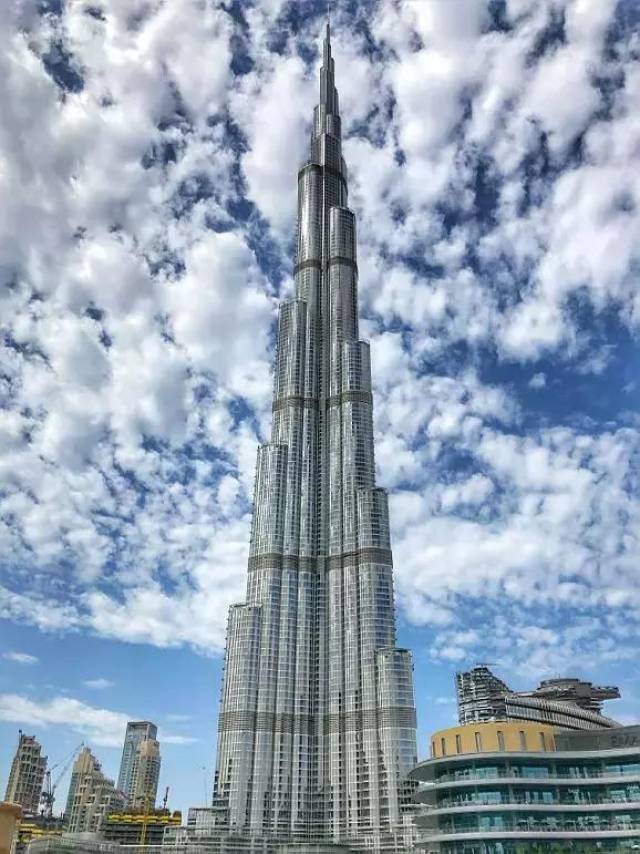 迪拜,这座沙漠里建起的天堂,世界贸易的国际中心!