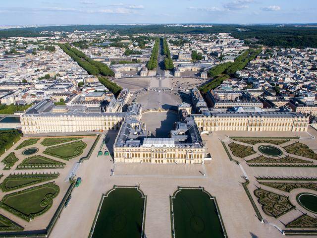 凡尔赛宫:法国人天人合一思想的符号库