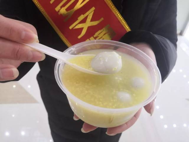 一样的元宵,不一样的嗨 | 猜灯谜吃汤圆兑礼品diy,是欢乐,更是团圆!