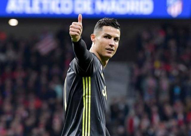 刚刚拿到2400万欧元年薪合同的世界足坛收入最高的主教练迭戈·西蒙尼