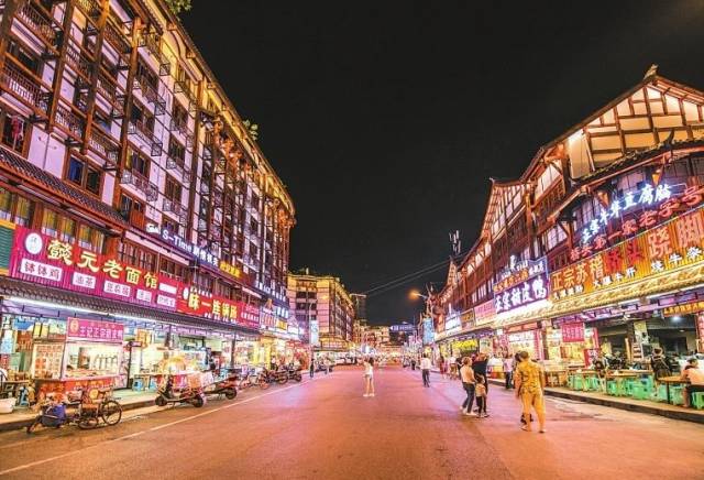 乐山网红美食街—张公桥,让你的每个夜晚都不重样