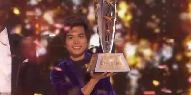 冠军中的冠军!华裔魔术师申林美国达人秀冠军