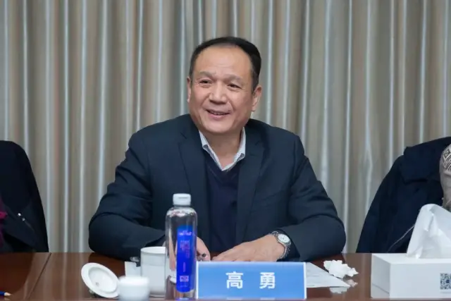 山东省通信管理局局长高勇一行莅临开创集团调研考察