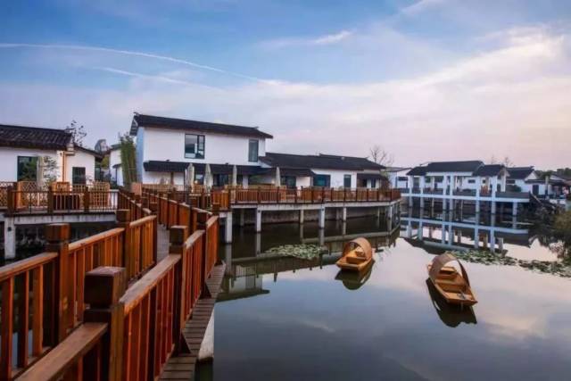 妙庭·燕子坞 漂浮太湖之上,西山岛的湖湾山水,似江南女子般温婉迷人