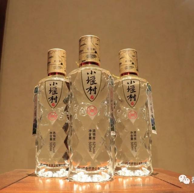 免费预约看熊猫啦!我在青城山熊猫乐园等你