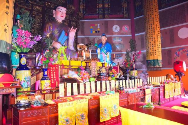 法有三乘仙分五等| 如何分辨天仙、神仙、地仙、人仙、鬼仙？_搜狐网