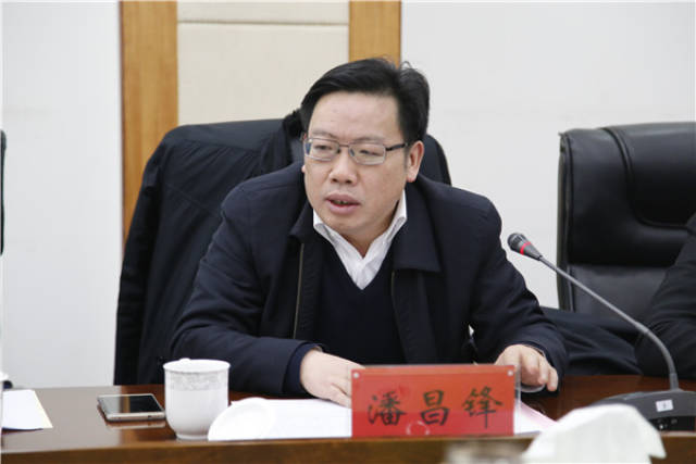 2月22日下午,安徽省黄山市中级法院党组成员,副院长郑刚一行8人来到