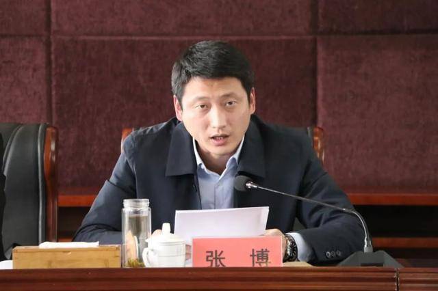 工业振兴—后白镇召开句容市后白镇企业家座谈会暨10强企业表彰会