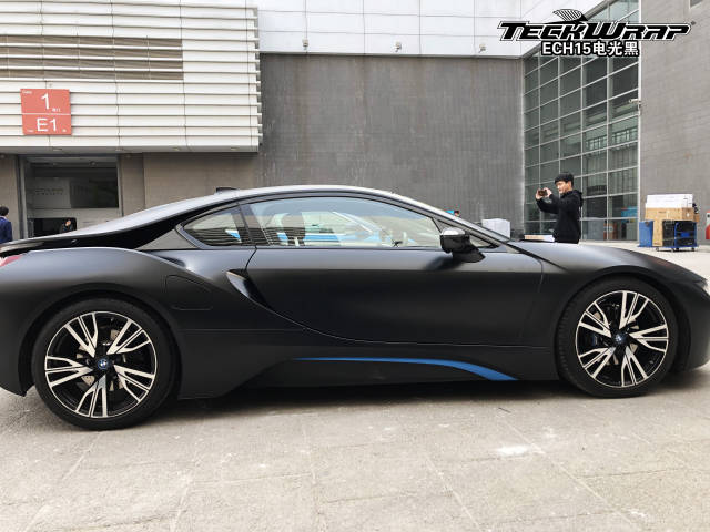 宝马i8汽车改色美国秃鹰teckwrapech15电光黑