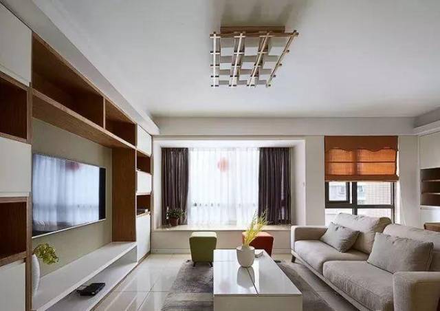 虽然新房没阳台,但有个飘窗的客厅,也很棒啊!_手机搜狐网