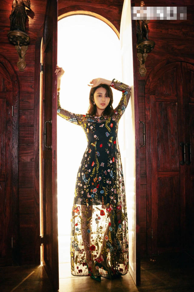 当甘露遇上网红滤镜 锥子脸大眼睛粉丝表示好看的人不需要滤镜