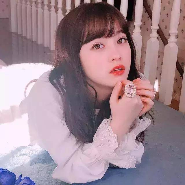 又一日本小个子要爆红!身高只有151的桥本环奈