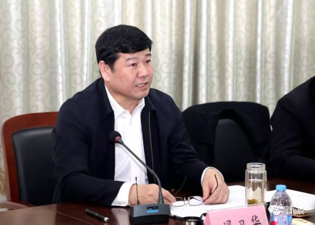 区委副书记陈健,区领导李洪东,胡学春,王慧生参加.