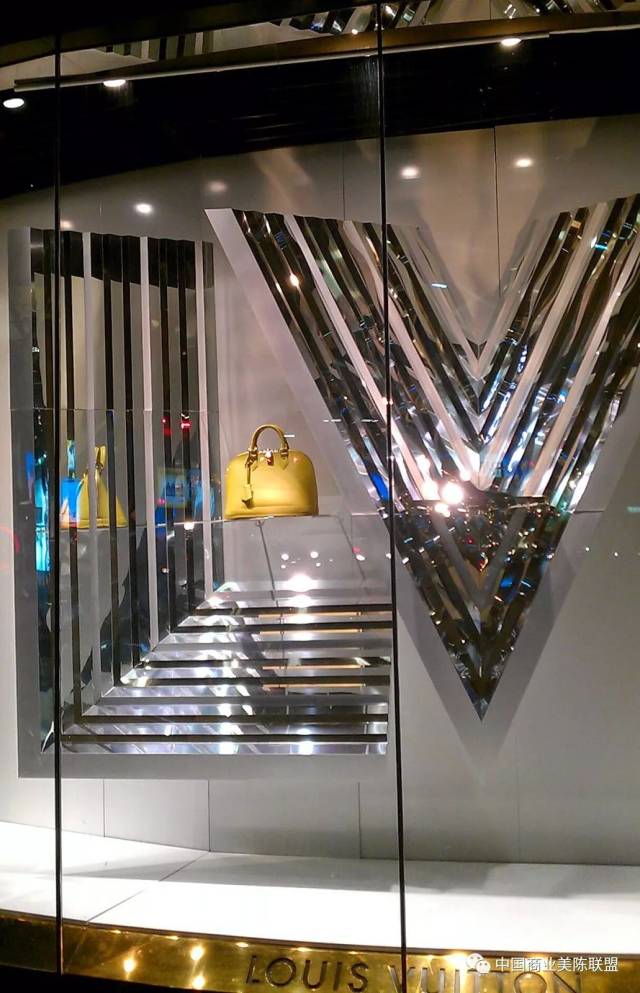 lv橱窗案例集锦!