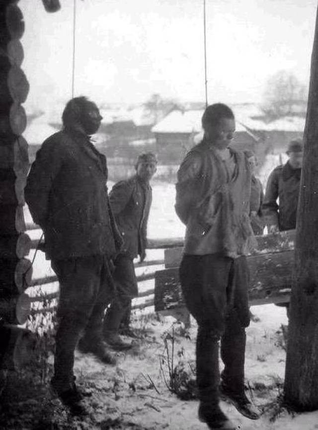 苏联绞死的纳粹战犯图片