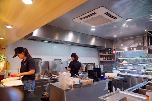 福州这几家让人念念不忘的麻辣烫,竟让人连汤都喝的一滴不剩!