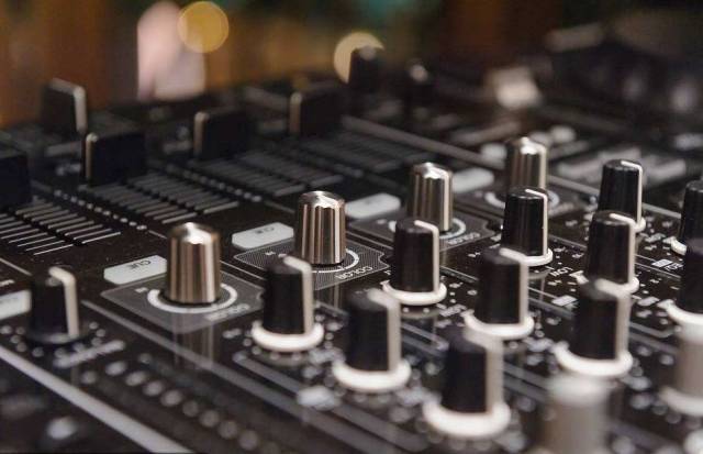 "清扬婉兮,婉如清扬"|女生节电台情歌