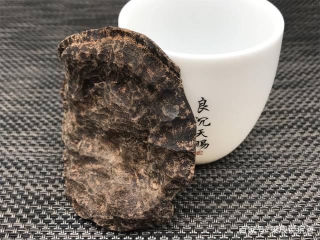 越南沉香三大著名产区：芽庄、惠安、富森红土各有哪些特点_搜狐网