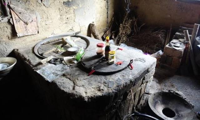 特别注意:本篇所讲解的作灶在风水系统中应注意的