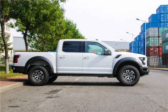 2018款福特f150猛禽 皮卡最低价燃情钜惠 猛禽与f150的区别看过