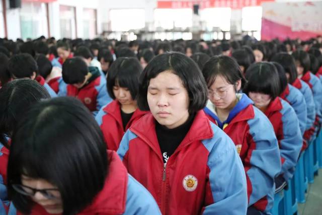 清徐中学梗阳中学拍到的一幕!