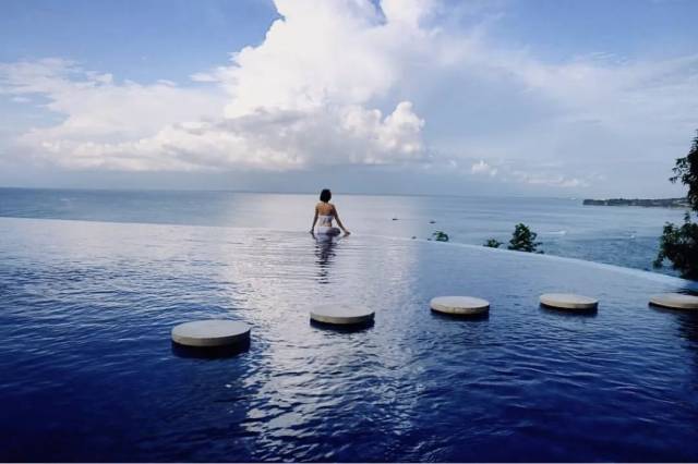 死而无憾系列:攒钱也要去自拍的"全球最美无边泳池×10"| 旅行